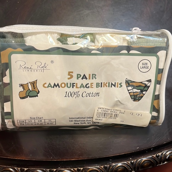 Womens Large underwear never been opened - Picture 1 of 1